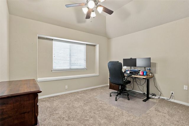 2820 Mariposa Drive, Grand Prairie, TX 75054