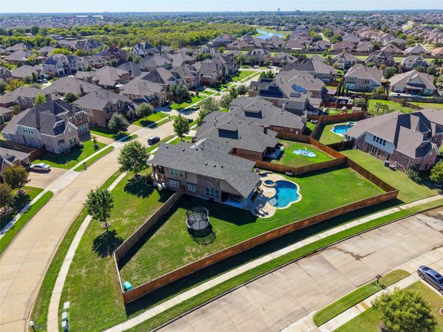 2820 Mariposa Drive, Grand Prairie, TX 75054