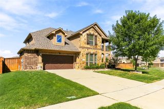 2820 Mariposa Drive, Grand Prairie, TX 75054