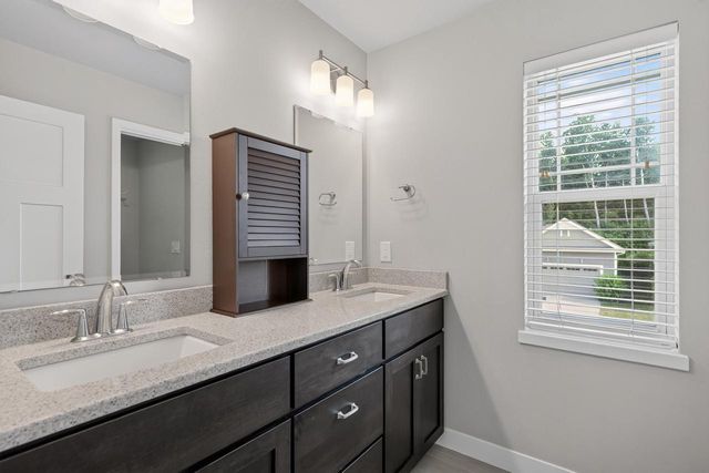 725 Quiet Pond Drive, Verona, WI 53593