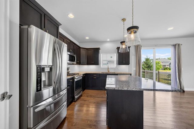 725 Quiet Pond Drive, Verona, WI 53593