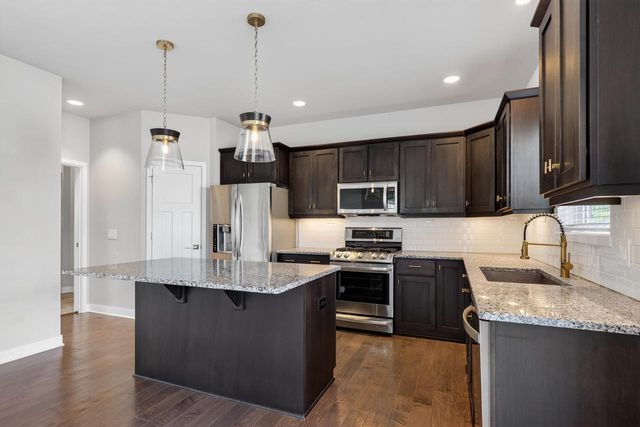 725 Quiet Pond Drive, Verona, WI 53593