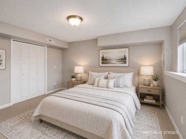 725 Quiet Pond Drive, Verona, WI 53593