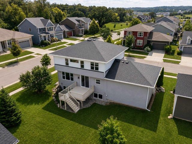 725 Quiet Pond Drive, Verona, WI 53593