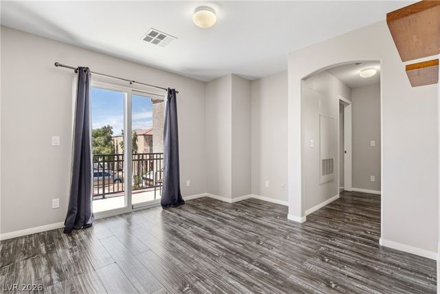 10388 Midseason Mist Street, Las Vegas, NV 89183