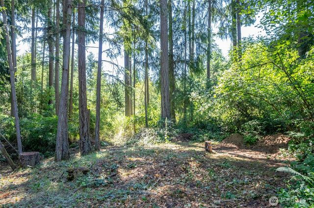 879 9th Ave, Fox Island, WA 98333