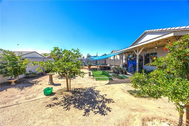 15797 Mint, Adelanto, CA 92301