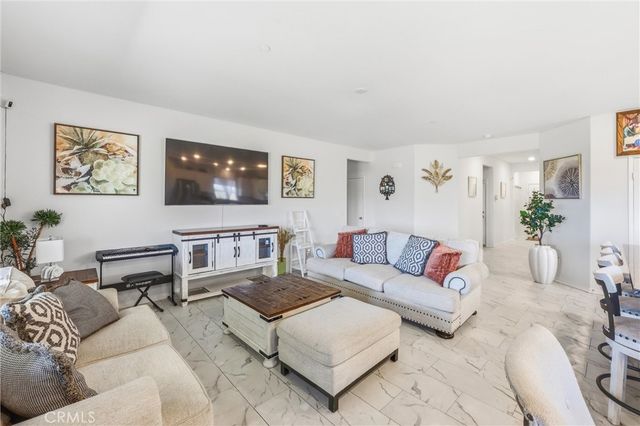 15797 Mint, Adelanto, CA 92301