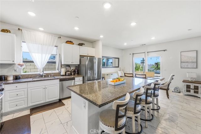 15797 Mint, Adelanto, CA 92301