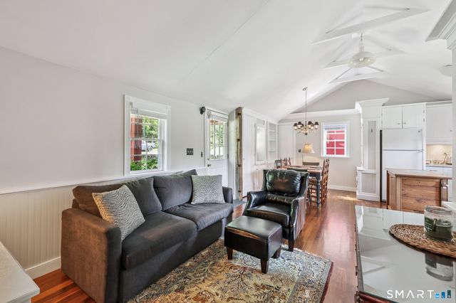 12 Jackson Road, Killingworth, CT 06419