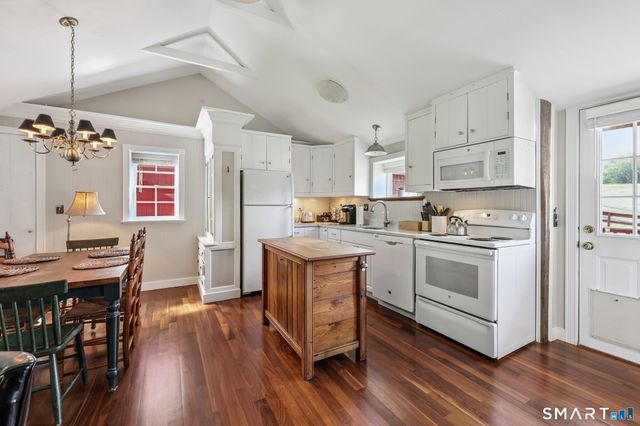 12 Jackson Road, Killingworth, CT 06419