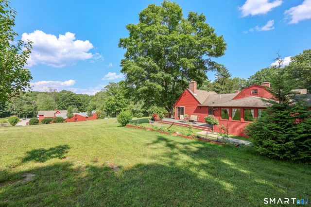 12 Jackson Road, Killingworth, CT 06419