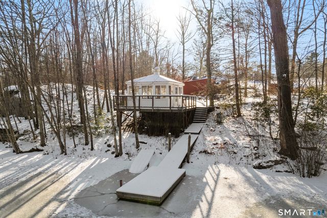 12 Jackson Road, Killingworth, CT 06419