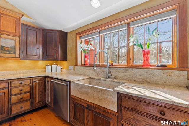 12 Jackson Road, Killingworth, CT 06419