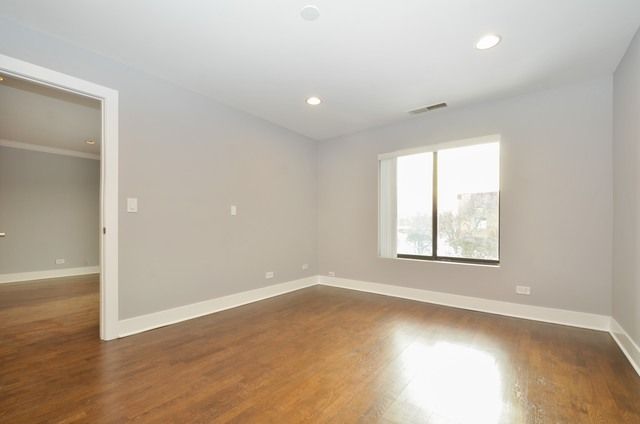 2050 Valencia Drive 205C, Northbrook, IL 60062