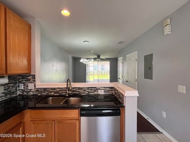 1306 Hampton Park Lane, Melbourne, FL 32940