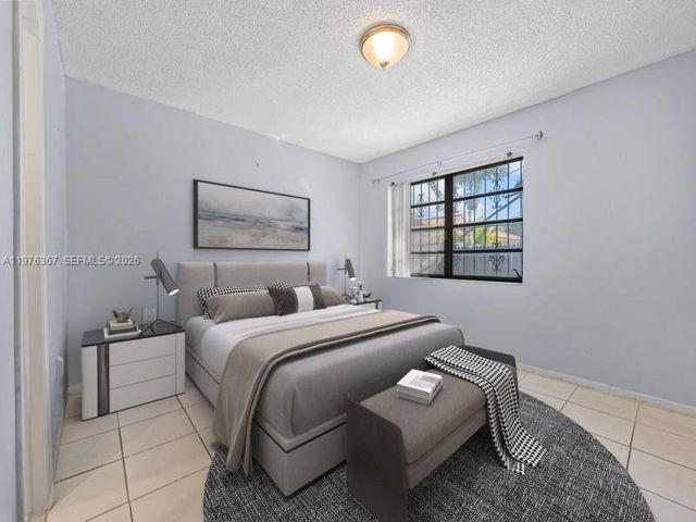 7121 SW 102nd Ct, Miami, FL 33173