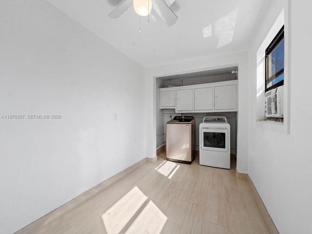 7121 SW 102nd Ct, Miami, FL 33173