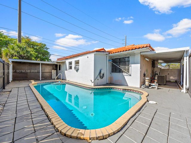 7121 SW 102nd Ct, Miami, FL 33173