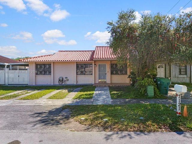 7121 SW 102nd Ct, Miami, FL 33173