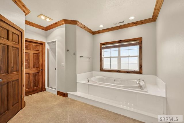 5856 Gleneagles Drive, Idaho Falls, ID 83401