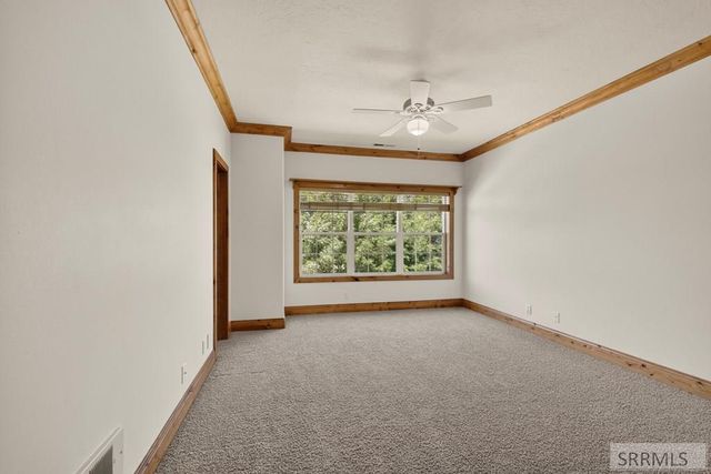 5856 Gleneagles Drive, Idaho Falls, ID 83401