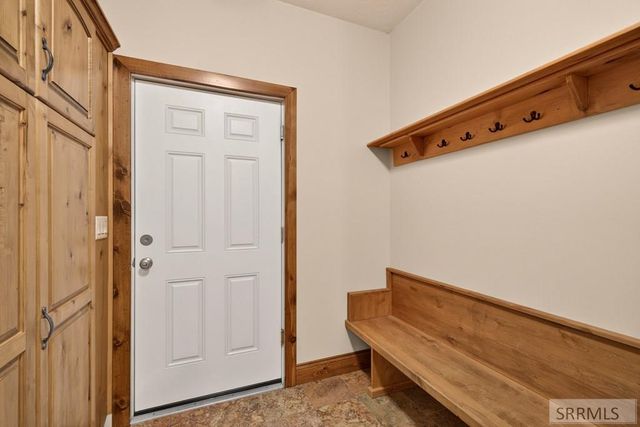 5856 Gleneagles Drive, Idaho Falls, ID 83401