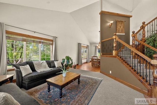 5856 Gleneagles Drive, Idaho Falls, ID 83401