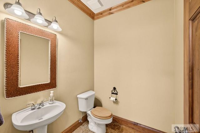 5856 Gleneagles Drive, Idaho Falls, ID 83401
