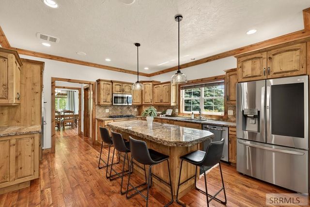 5856 Gleneagles Drive, Idaho Falls, ID 83401
