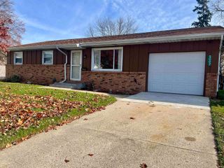 5002 Heather Lane, South Bend, IN 46614