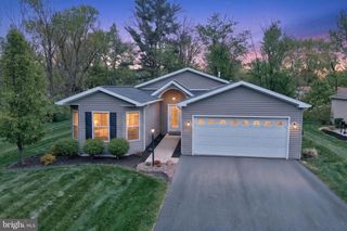 67 CORMORANT DR, Bechtelsville, PA 19505