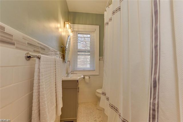 632 Redgate AVE, Norfolk, VA 23507