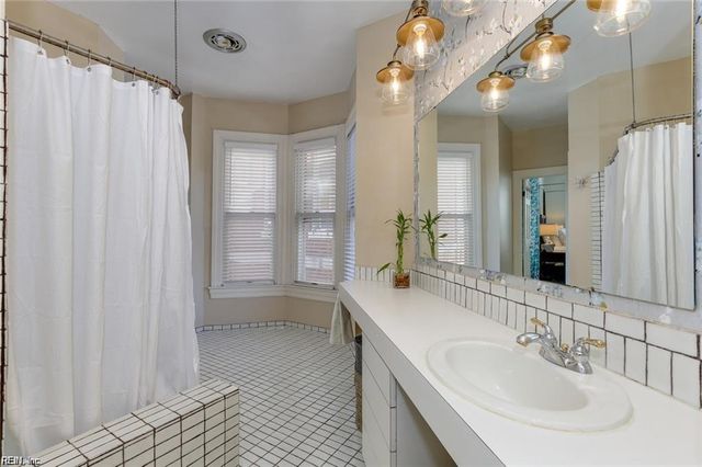 632 Redgate AVE, Norfolk, VA 23507