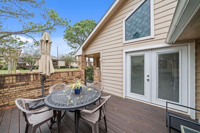 1476 Gemini Street, Houston, TX 77058