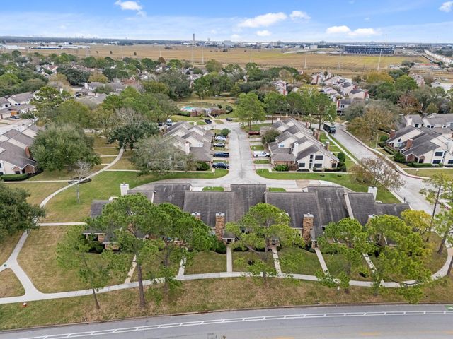 1476 Gemini Street, Houston, TX 77058