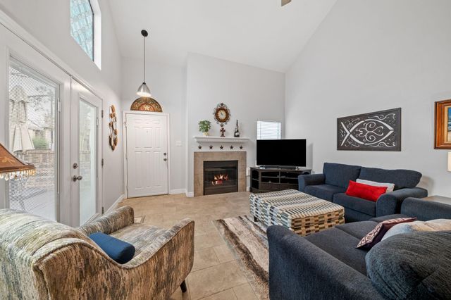 1476 Gemini Street, Houston, TX 77058