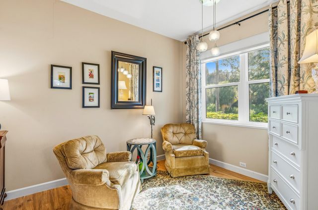 687 HAMPTON WOODS Lane SW, Vero Beach, FL 32962