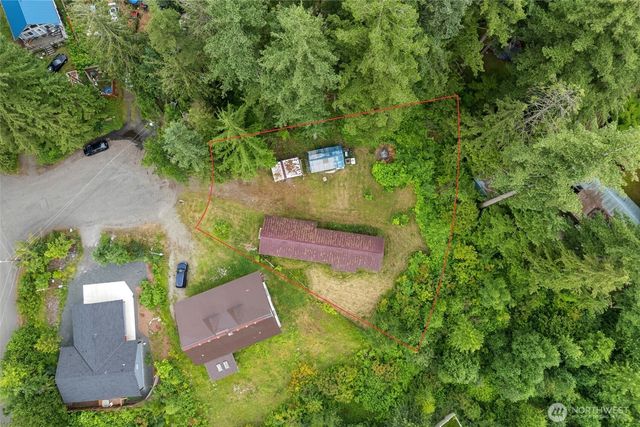 8363 Holly Lane, Maple Falls, WA 98266