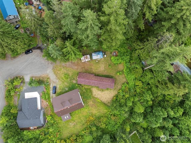 8363 Holly Lane, Maple Falls, WA 98266