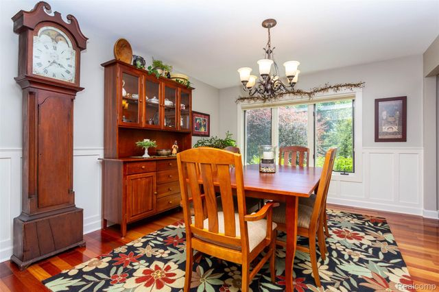 9887 Hadley Road, Independence Charter Township, MI 48348