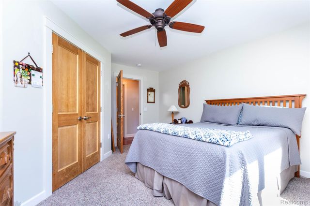9887 Hadley Road, Independence Charter Township, MI 48348