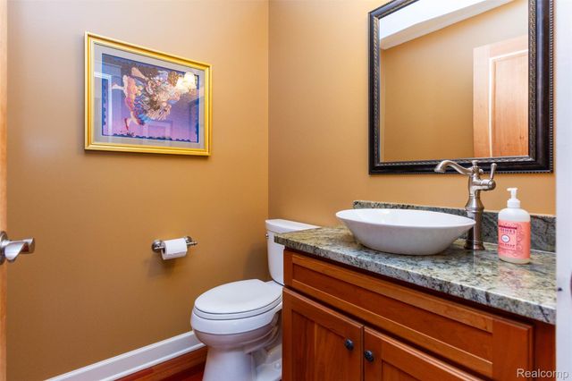 9887 Hadley Road, Independence Charter Township, MI 48348
