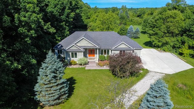 9887 Hadley Road, Independence Charter Township, MI 48348