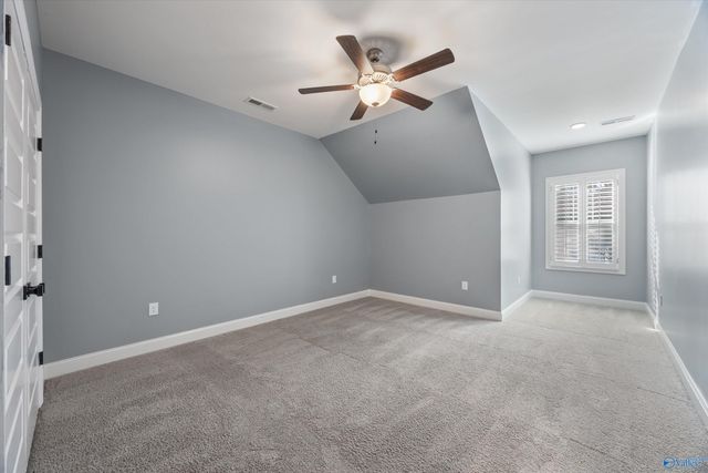 7555 Parktrace Lane SE, Owens Cross Roads, AL 35763