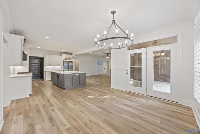 7555 Parktrace Lane SE, Owens Cross Roads, AL 35763