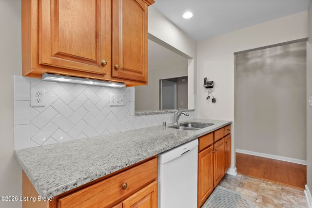 4114 Lilac Vista Dr, Louisville, KY 40241