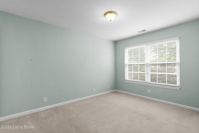 4114 Lilac Vista Dr, Louisville, KY 40241