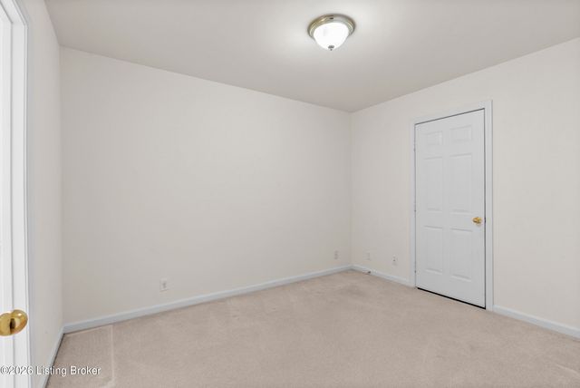 4114 Lilac Vista Dr, Louisville, KY 40241