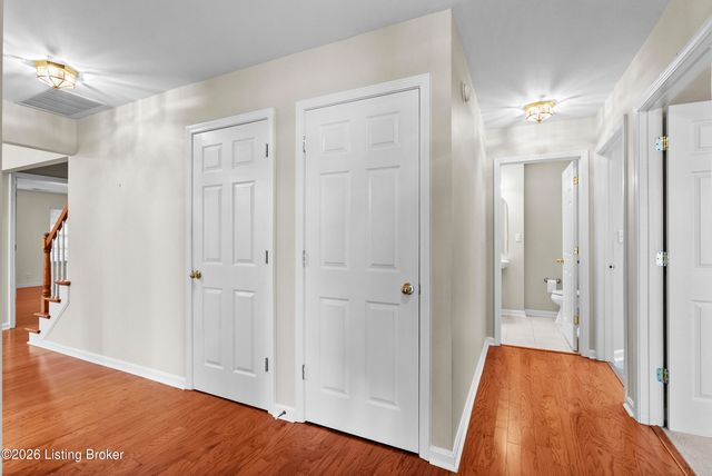 4114 Lilac Vista Dr, Louisville, KY 40241